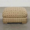 Puff Estampado Arabescos Bege