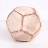 Bola de Futebol Antiga Branca