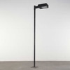 Poste de Luz em Metal Preto