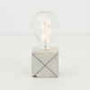 Luminária de Mesa Cubo X Concreto com Lâmpada