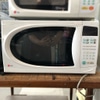 Forno Micro-ondas Branco LG