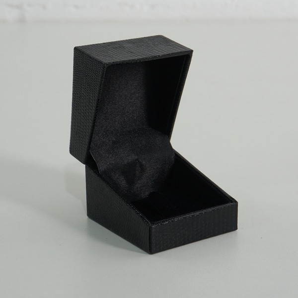 item photo 0