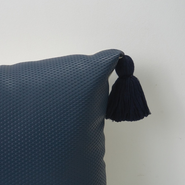 item photo 1