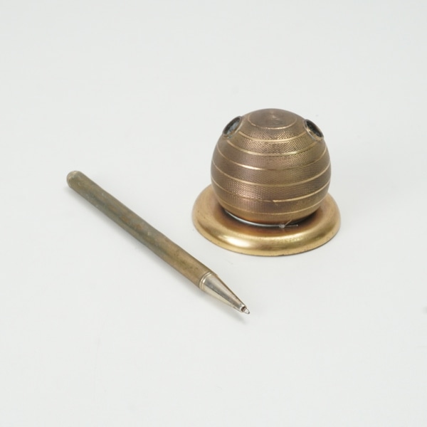 item photo 0